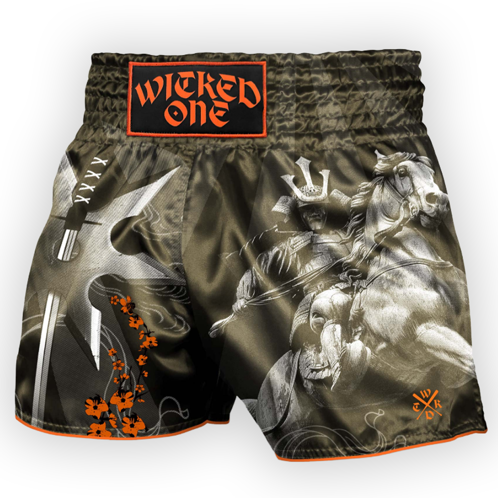 Calções para Kickboxing e Muay Thai da WICKED1. Qualidade de topo, corte e modelo que permite total liberdade de movimentos. 