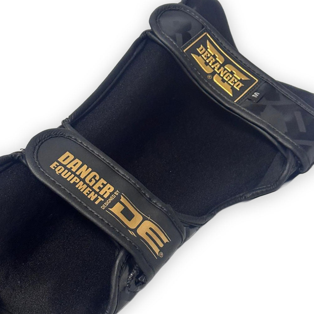 Caneleiras de treino para Kickboxing e Muay Thai DERANGED.  Perfeitas para todos os treinos mesmo os mais intensos.