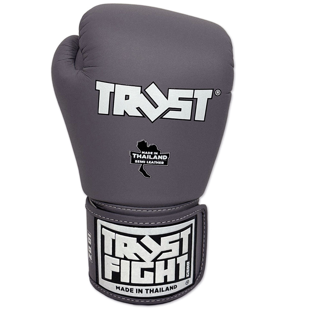 Luvas de Boxe, Kickboxing e Muay Thai TRUST, Fabricadas na Tailândia e à mão com os melhores materiais. Em microfibra. Conforto e Durabilidade.