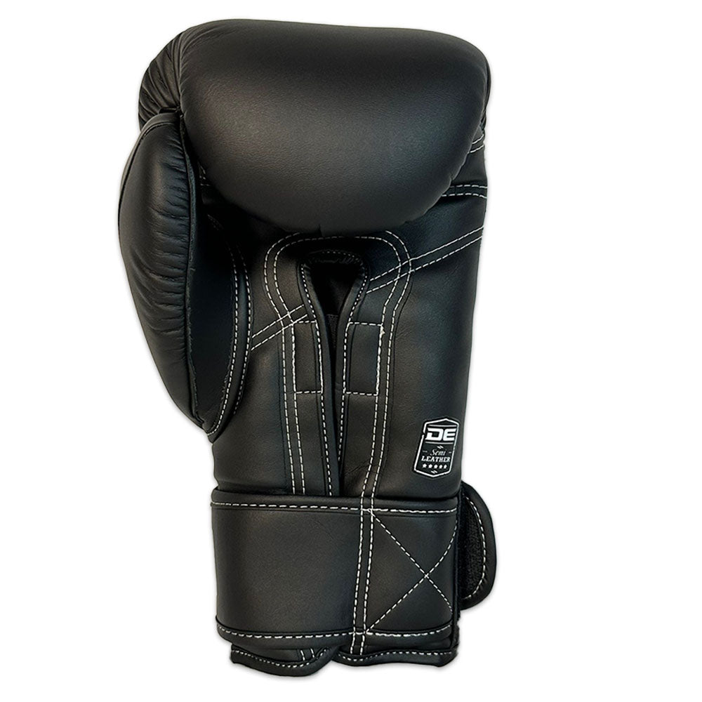 Luvas de Boxe, Kickboxing e Muay Thai da Danger Equipment. Estilo Mexicano, fabricadas em microfibra, durabilidade e conforto exemplares. Topo de gama.