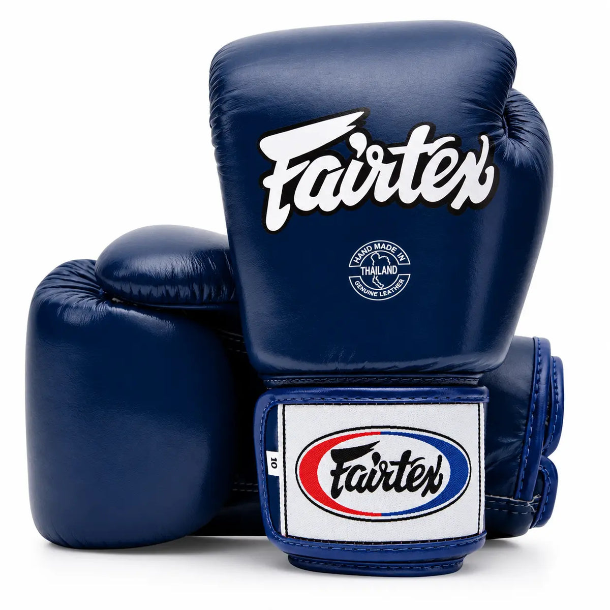 Luvas de boxe Fairtex BGV1 azuis em pele genuína, fotografia de produto em estúdio. Feitas na Tailândia.
