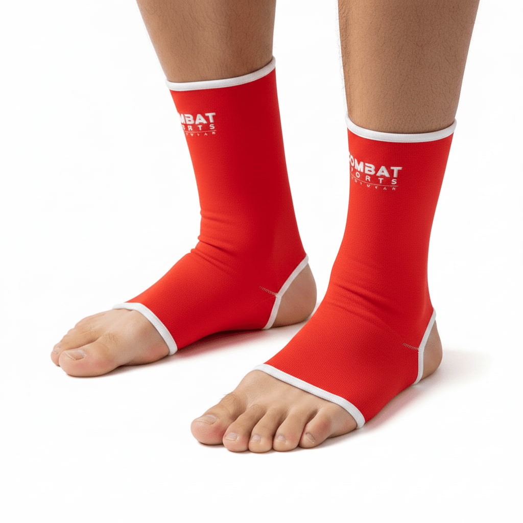 Pés elásticos Combatsports vermelhos para desportos de combate, vista de lado.